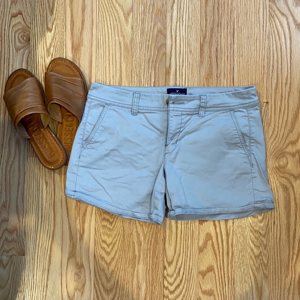AEO Light Grey Shorts